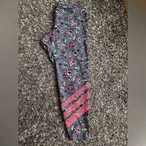 COPY - Old Navy activewear capri pant size XL (AW15)